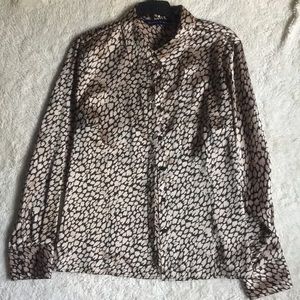 Long Sleeve Black and Gold Button-up Blouse